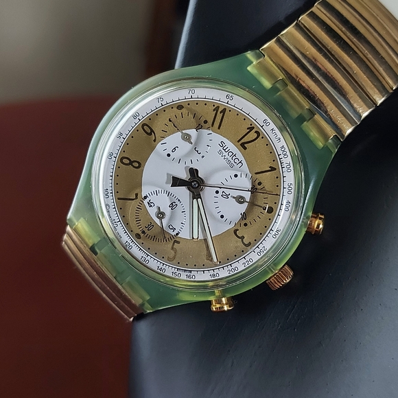 Swatch Other - Swatch classic style watch